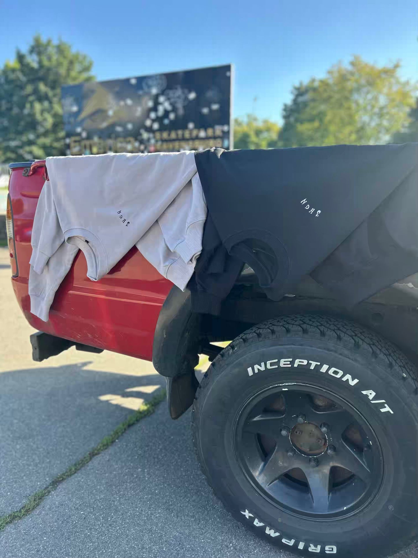 Shotgun Sweatshirt | Chopper