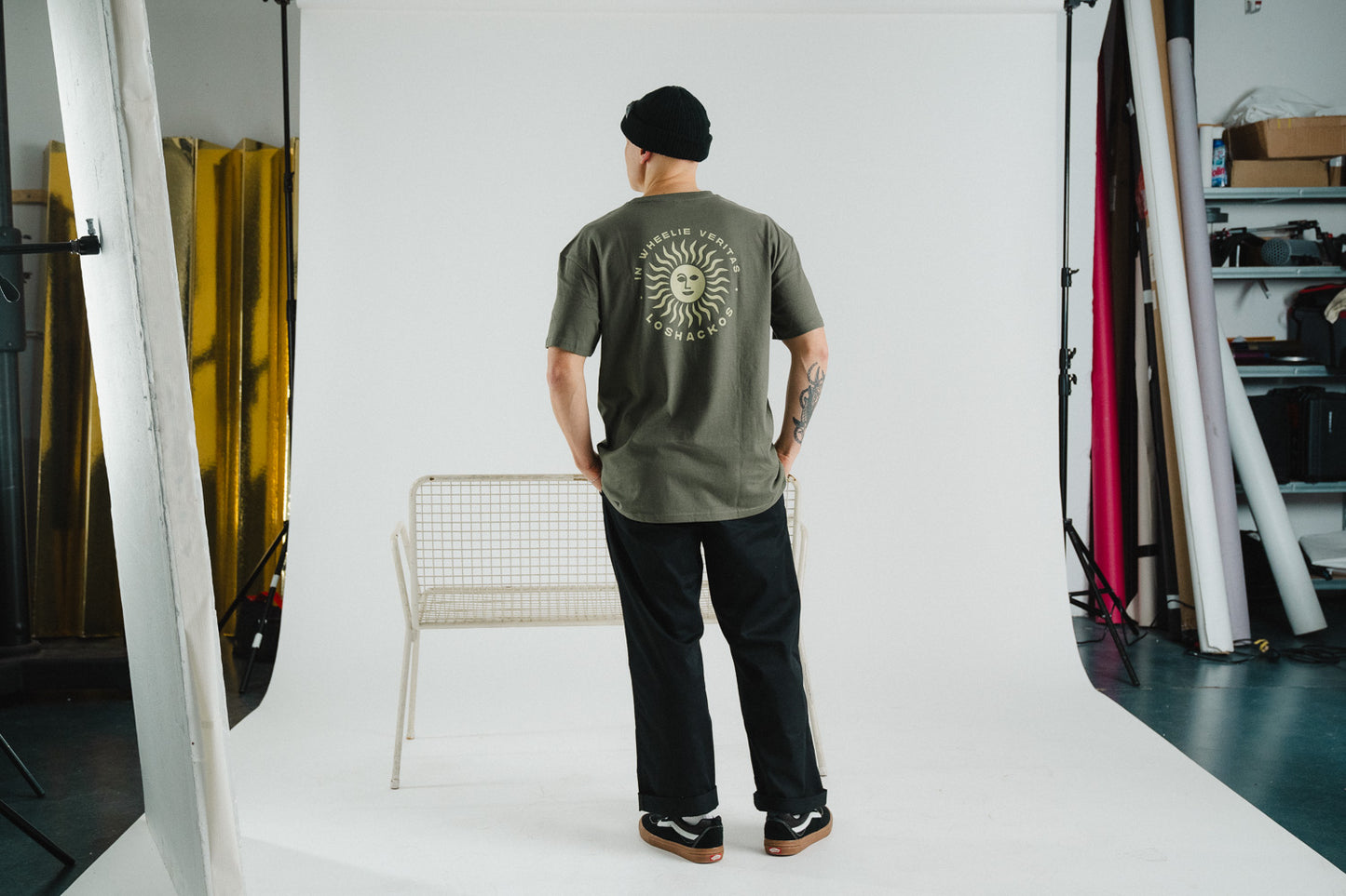 Loshackos Loose T-Shirt Unisex | Veritas