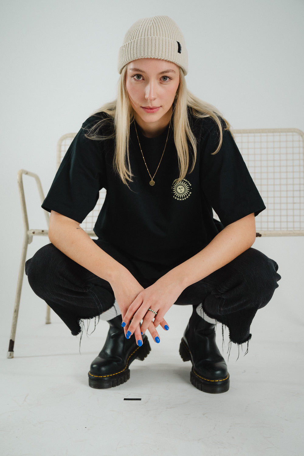 Loshackos Loose T-Shirt Unisex | Veritas