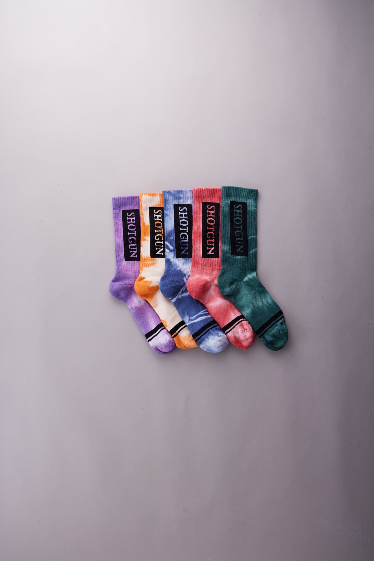 Shotgun Batik Socken | Block Logo