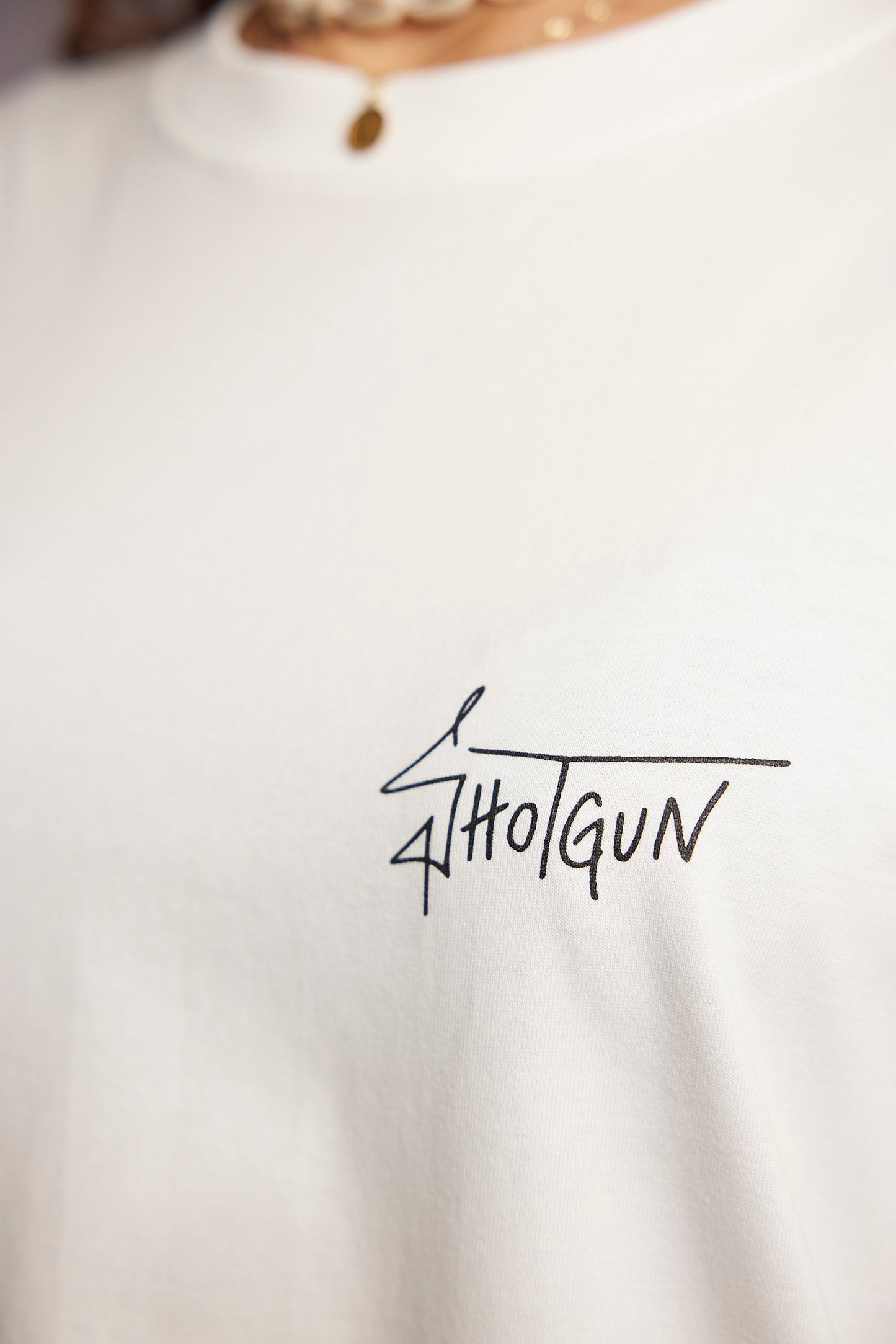 Shotgun Loose T-Shirt Unisex | Peculiar