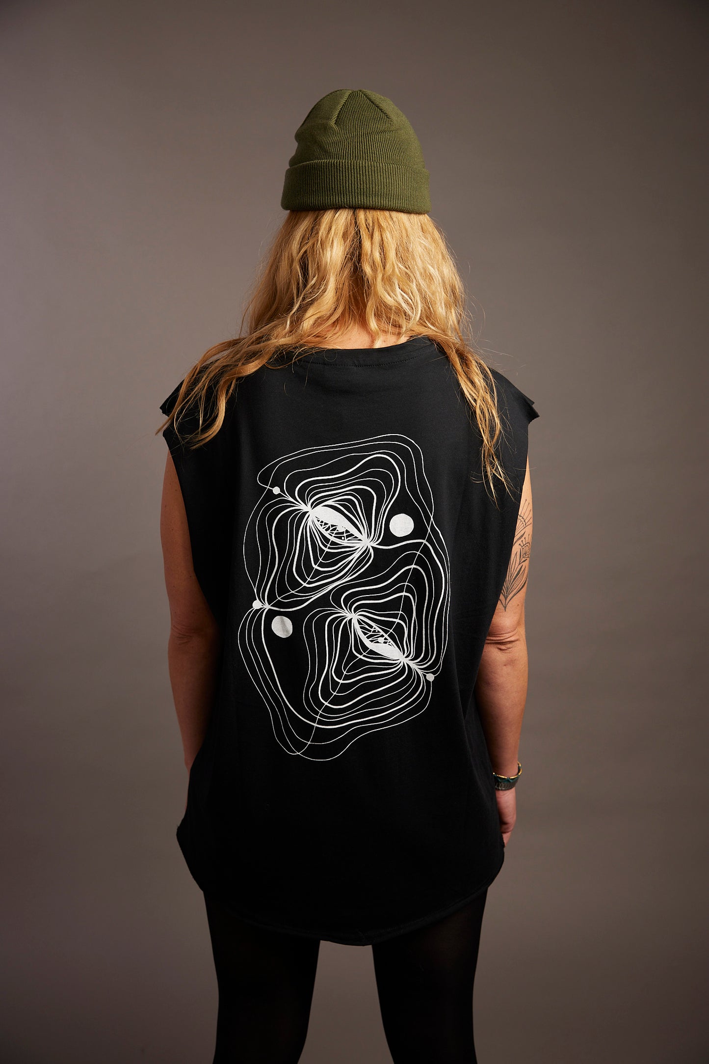 Shotgun Tank Top Unisex | Peculiar