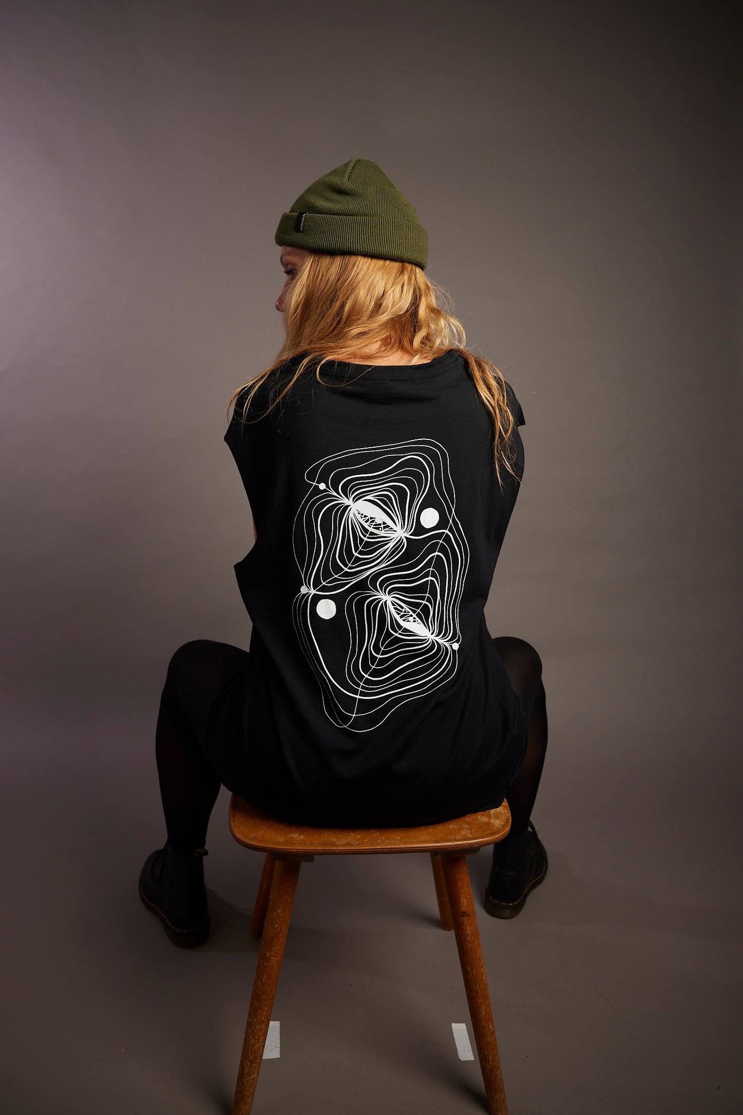 Shotgun Tank Top Unisex | Peculiar