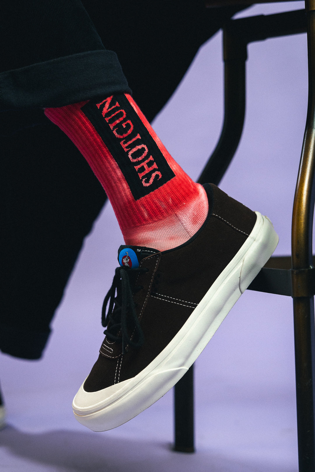 Shotgun Batik Socken | Block Logo
