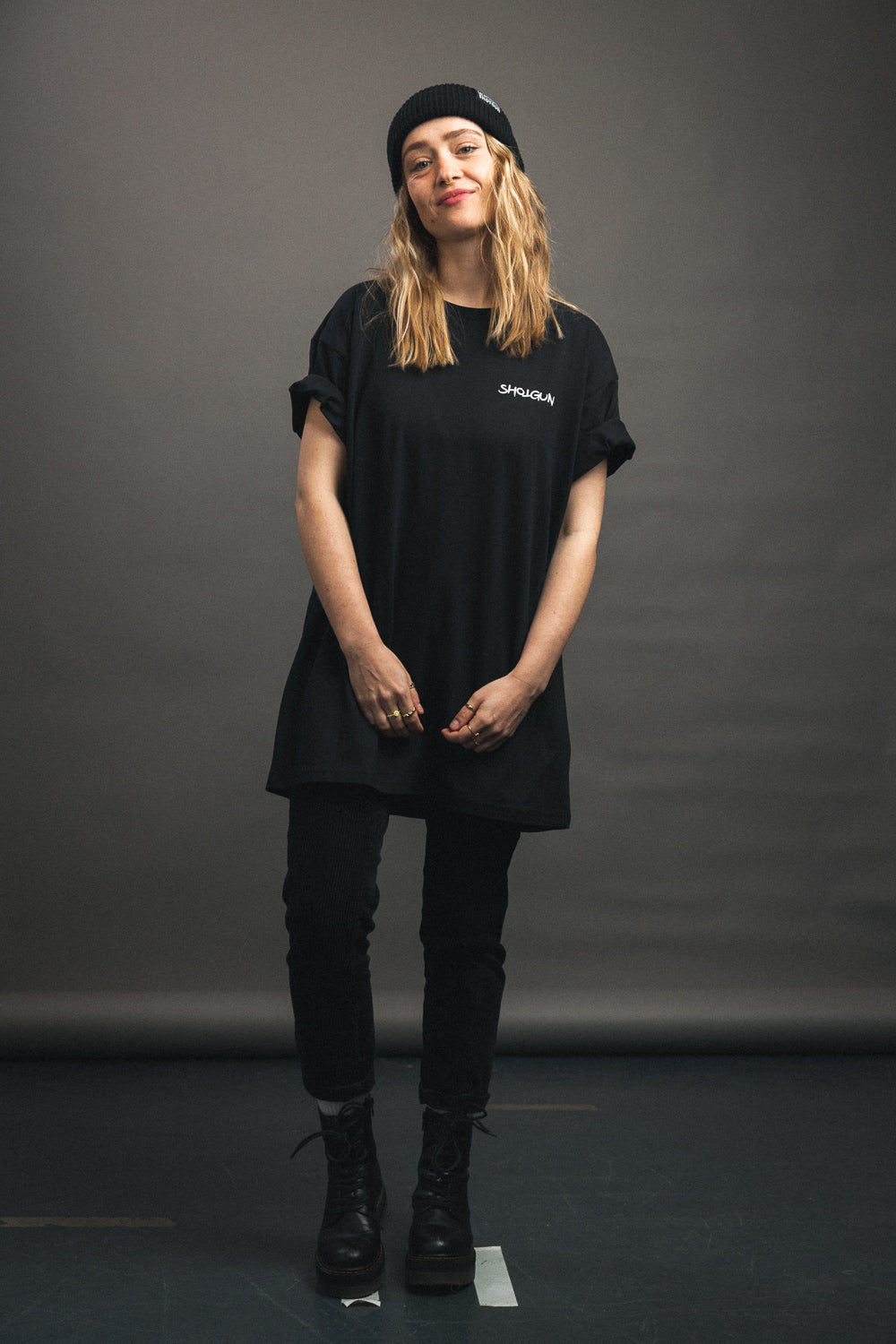Shotgun Loose T-Shirt Unisex | Osaka Sun